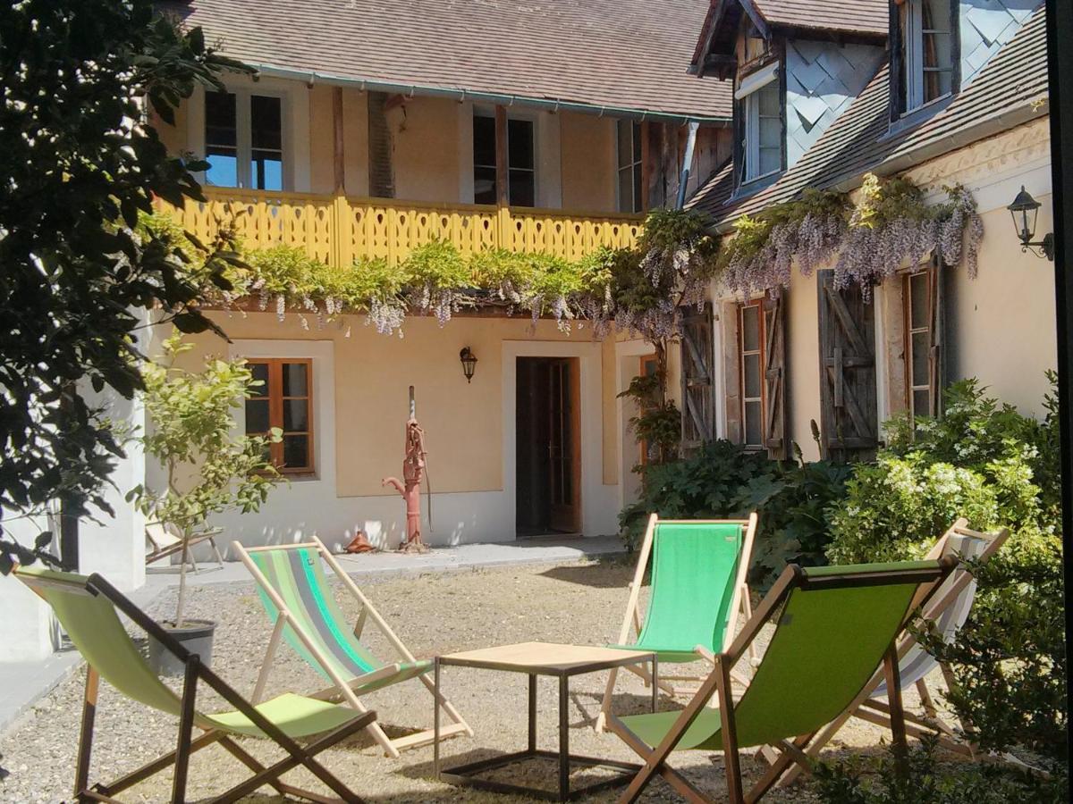 Bed and Breakfast De L'Autre Cote Garlin Exterior foto