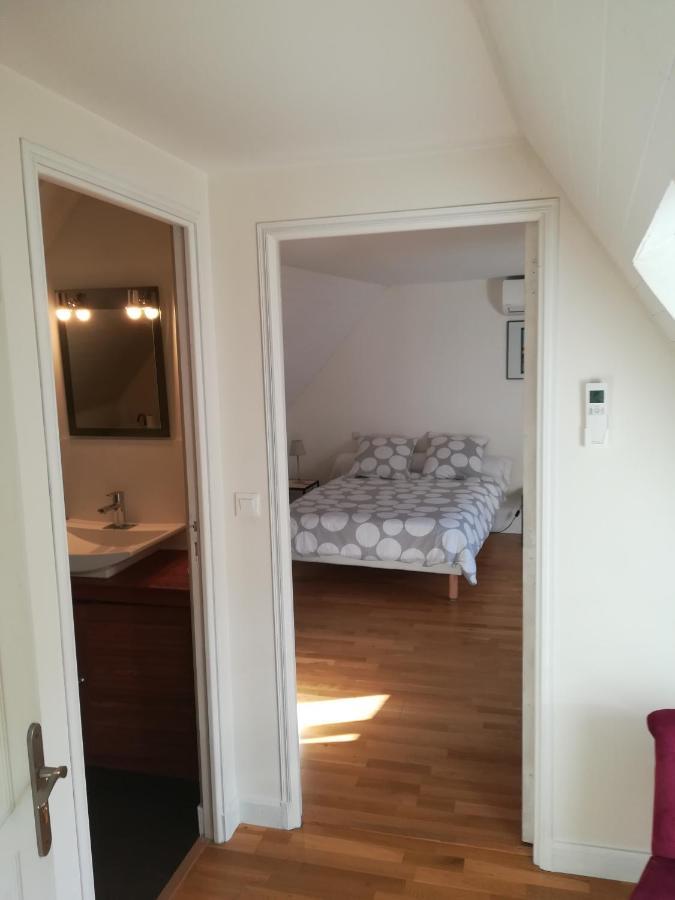 Bed and Breakfast De L'Autre Cote Garlin Exterior foto